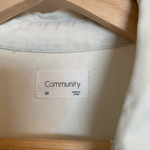 Aritzia Community medium, button down - Picture 2 of 4